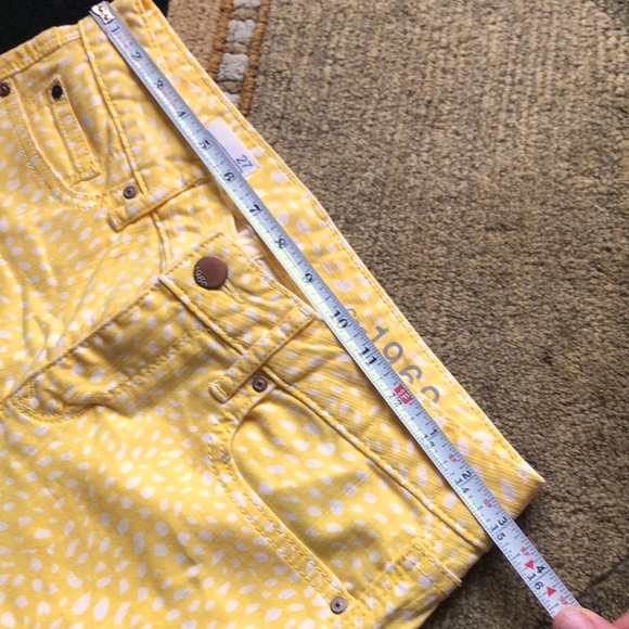 Jeans - Picture 4 of 5